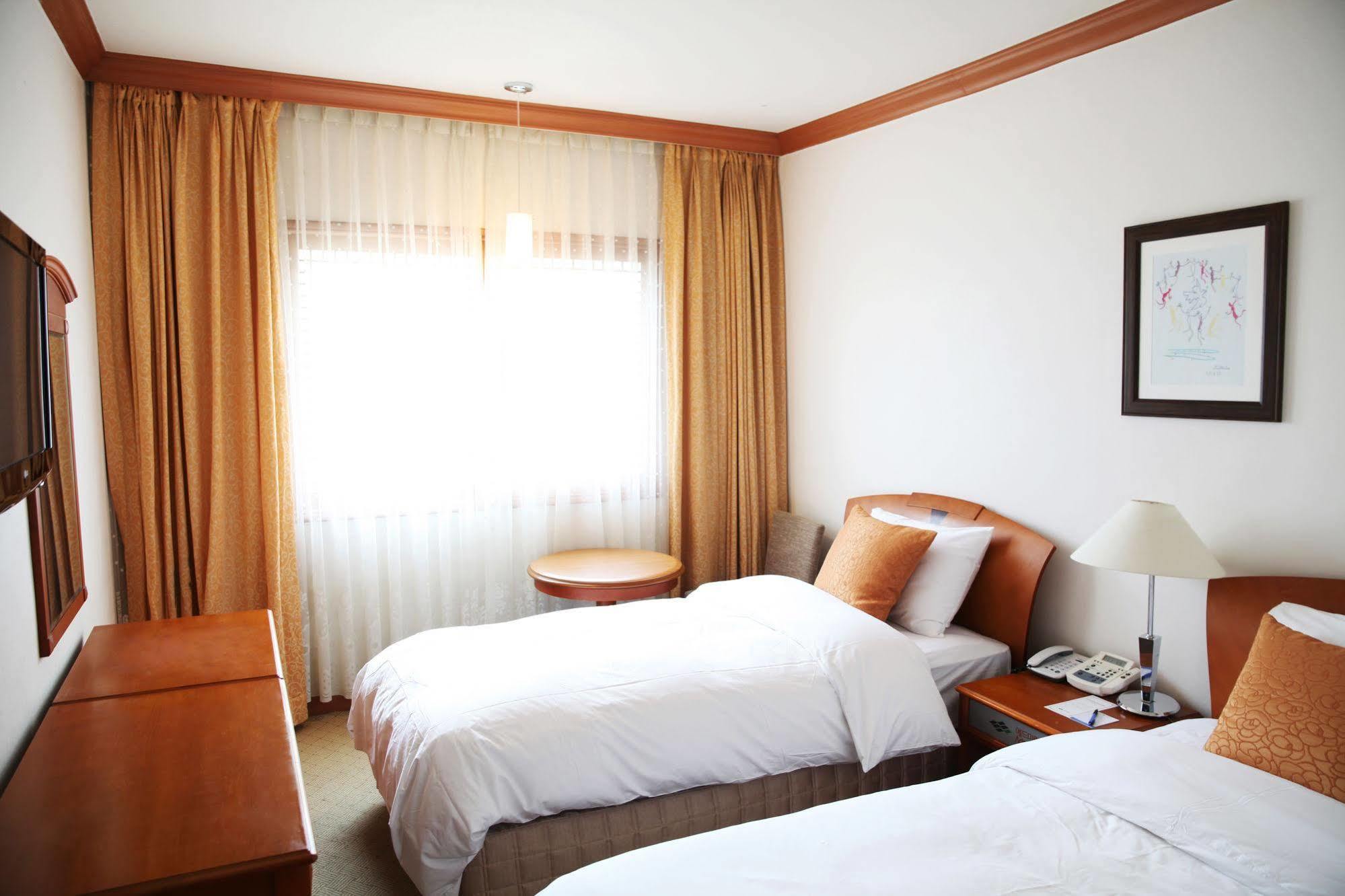 Admiral Hotel Geoje Dış mekan fotoğraf